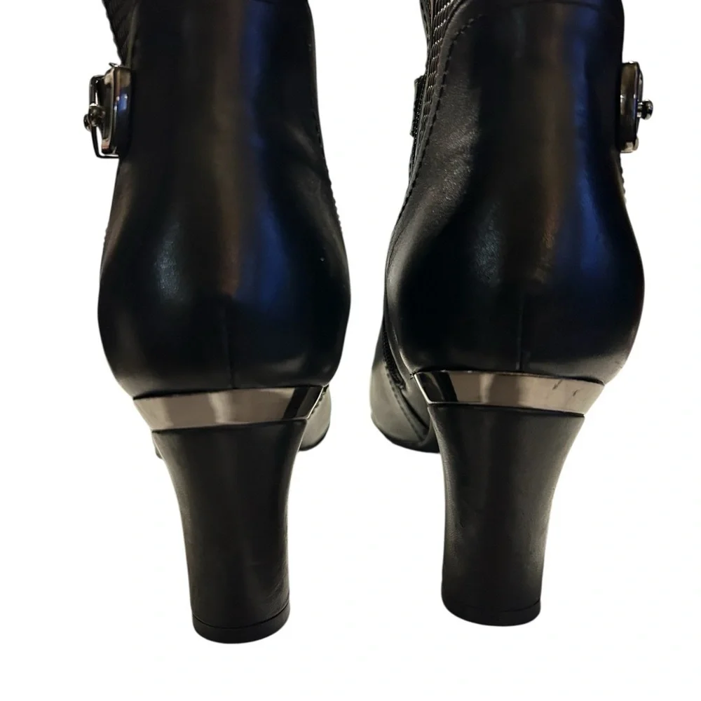 Elegant Black Knee-High Women's Boots